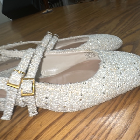 Zara Cream Textured Slingback Flats (shoes16) - Picture 8 of 10